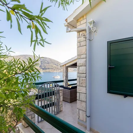 Holiday home House Sokolic